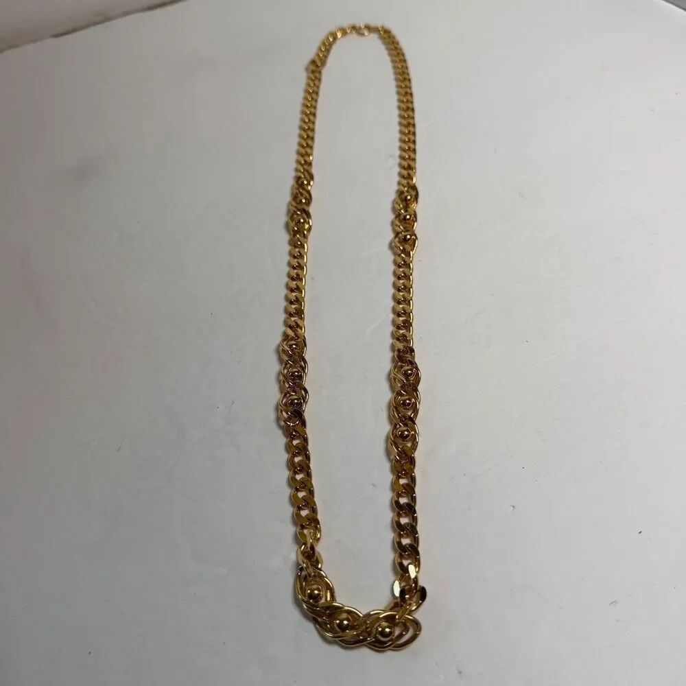 Vintage Trifari TM Gold Tone Chain Link Necklace 28" Swirl Ball Accent
